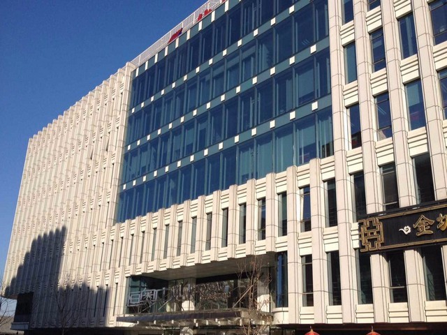 24岁男性脱发怎么办